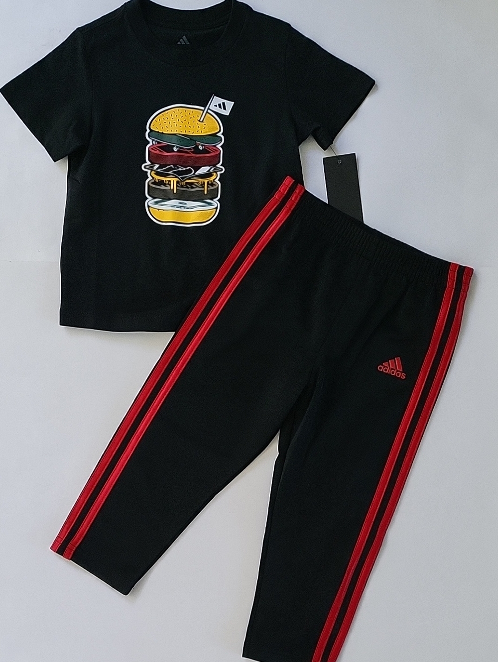 Adidas Toddler boys 2pc pants set T-shirt joggers Size 3T red black